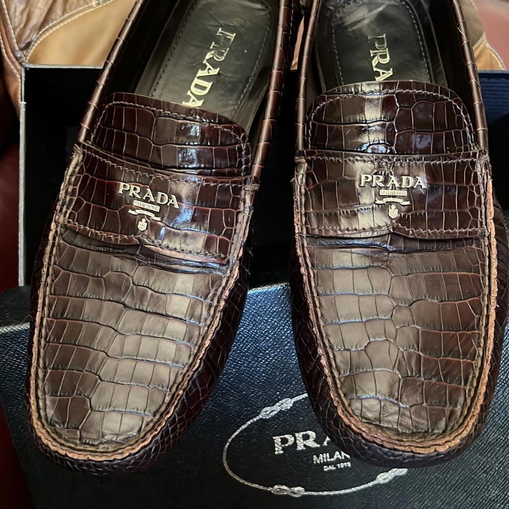 •𝙿𝚁𝙰𝙳𝙰• 𝙼𝚎𝚗’𝚜 𝙲𝚛𝚘𝚌 𝙻𝚘𝚊𝚏𝚎𝚛𝚜 🐊